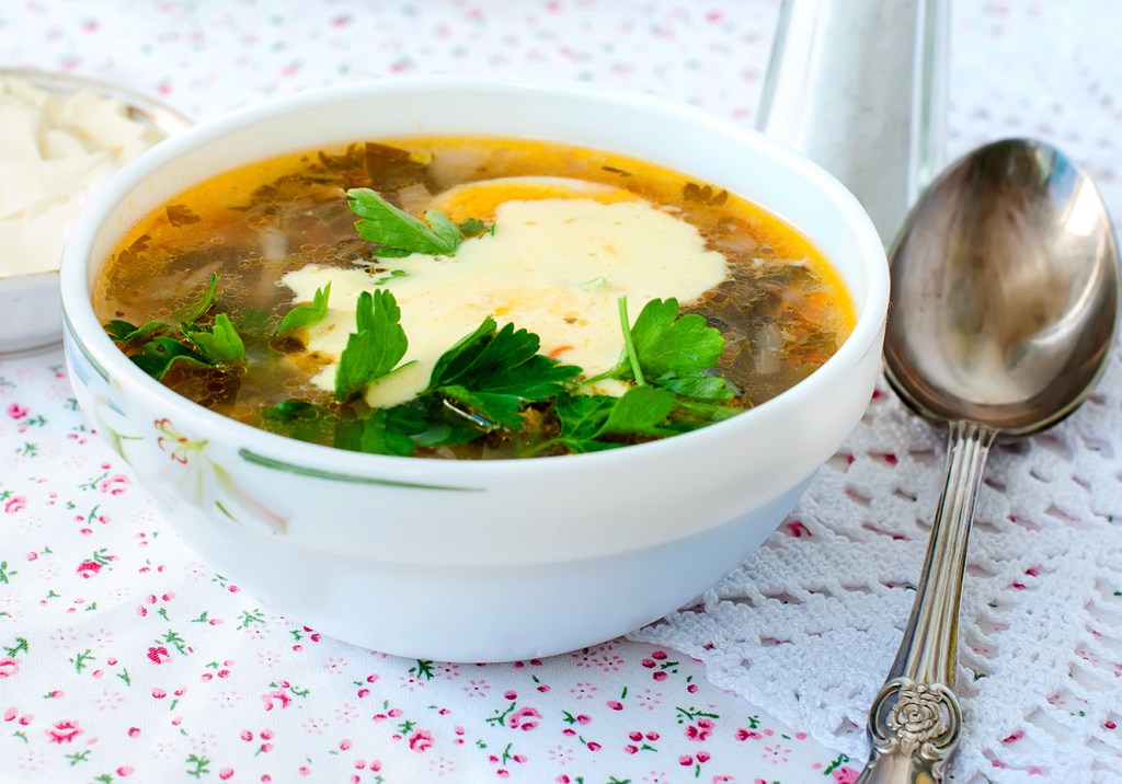 Leves e quentinhas: 16 sopas para você experimentar!