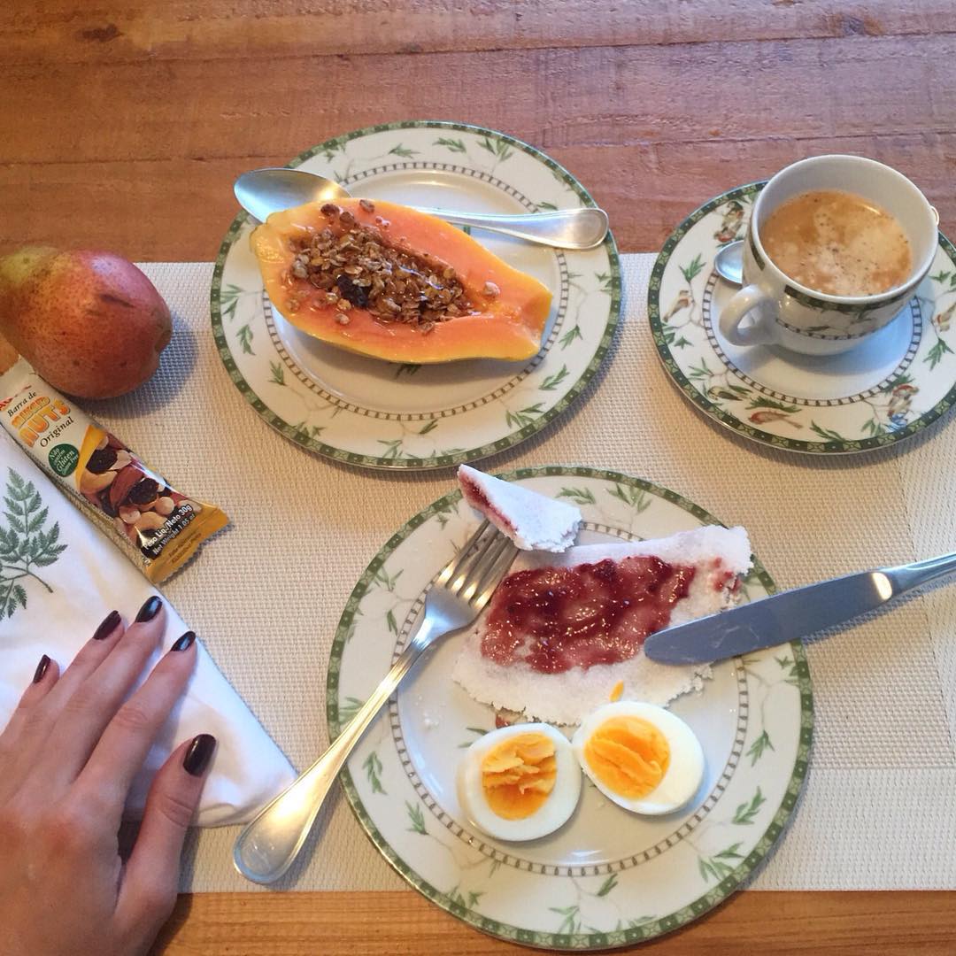 Vida de modelo: um dia na rotina de Renata Kuerten