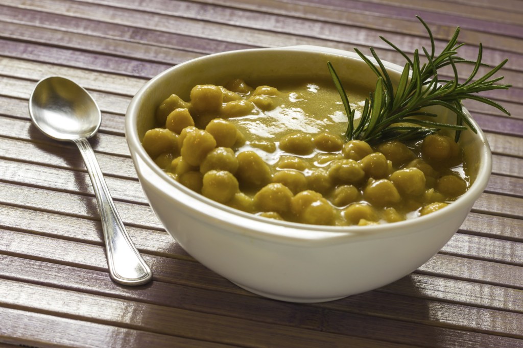 Leves e quentinhas: 16 sopas para você experimentar!