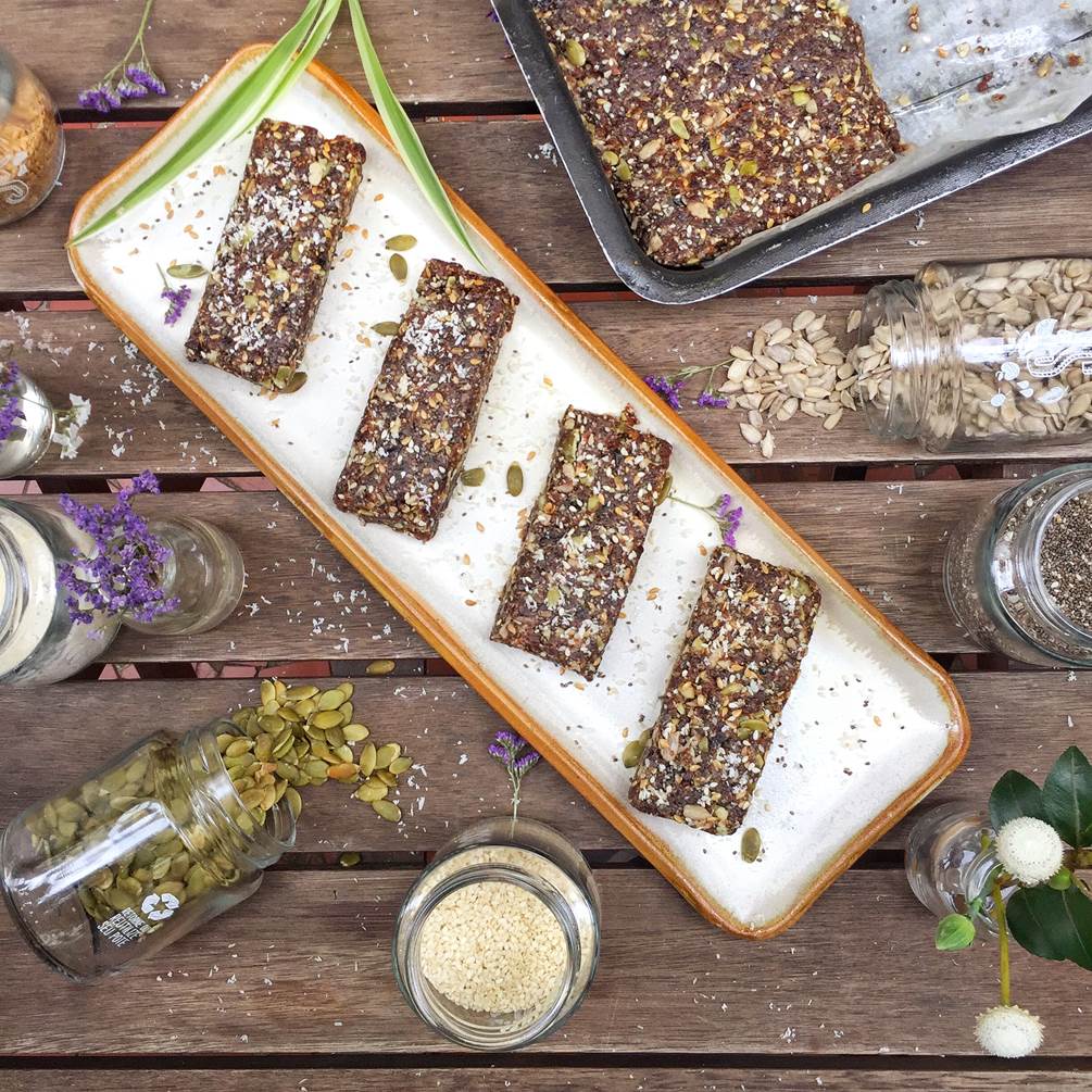 barrinhas-frutas-castanhas-sementes Confira 6 alimentos “saudáveis” que podem conter açúcar