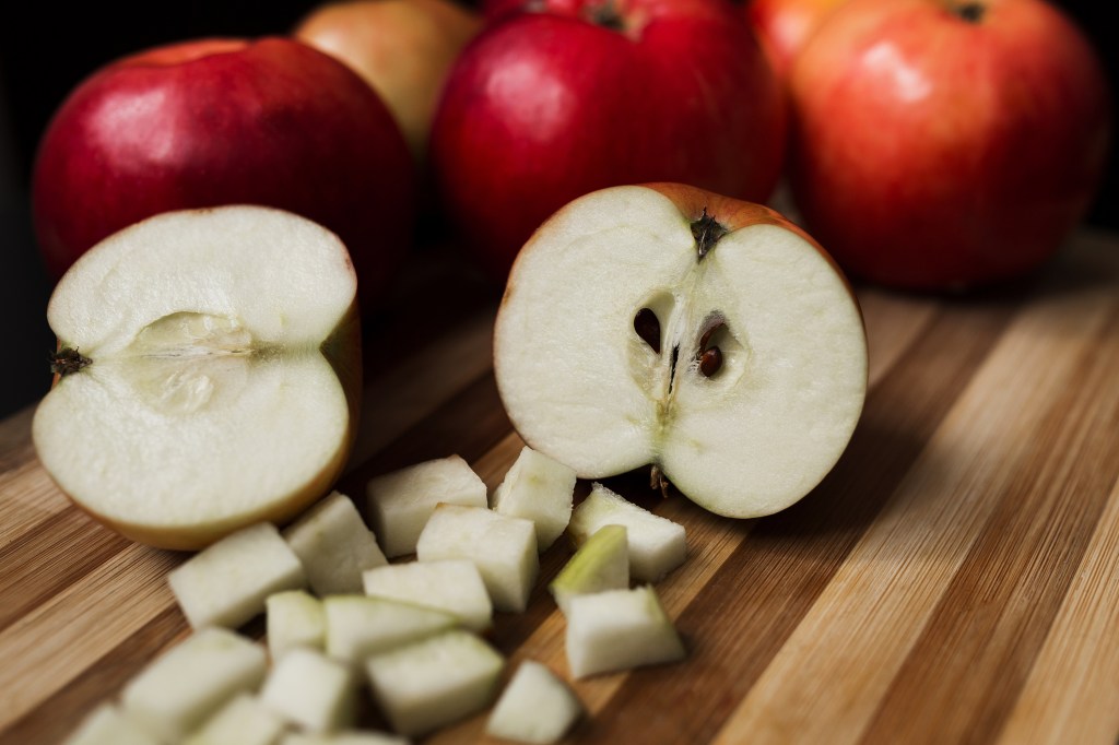 maca-fruta Conheça 22 alimentos que são inibidores naturais da fome