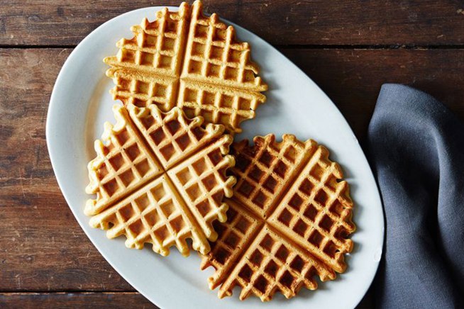 waffle-grao-de-bico-proteina_01 30 melhores receitas low carb para variar o cardápio