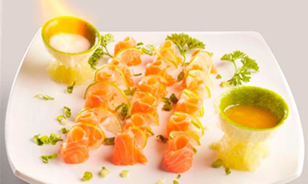 Salmão flambado Perca peso e ganhe energia com uma dessas 17 receitas de salmão