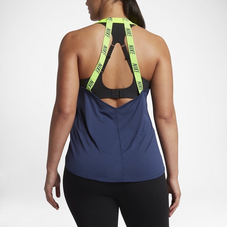 nike-plus-size Coleção plus size da Nike recebe críticas de haters na Internet
