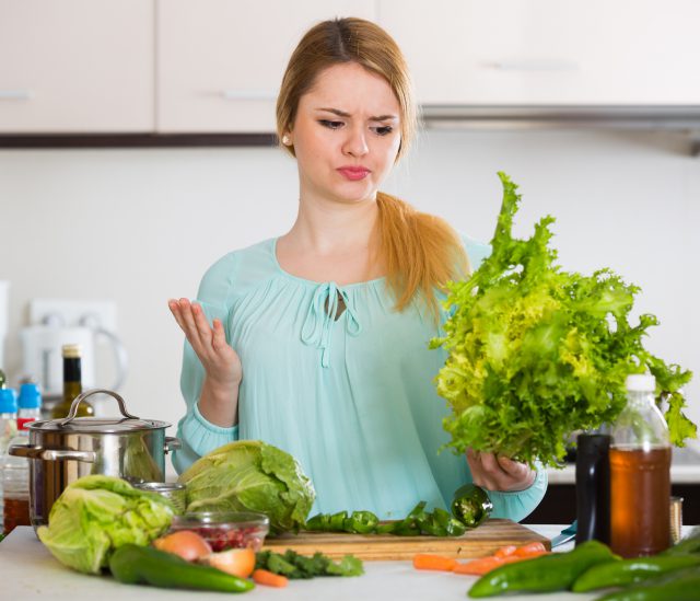 Fazendo dieta low carb? Veja como driblar os efeitos colaterais