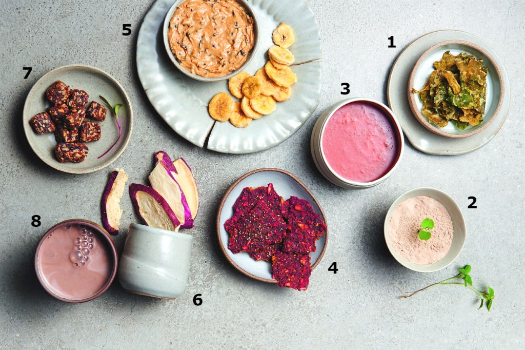 Menu vegano: 8 snacks e bebidas práticas para carregar na bolsa