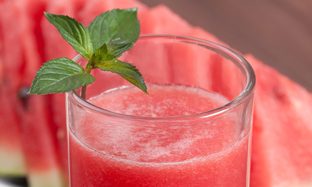receita-suco-melancia-boa-forma_0 Primavera: Receitas de saladas e sucos que são a cara da estação