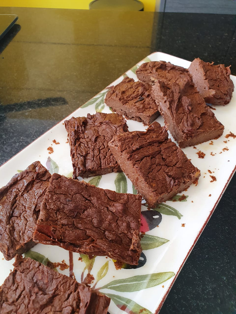 receitas-pascoa-brownie-vegano Almoço de Páscoa: 18 receitas leves e saudáveis para fazer em casa