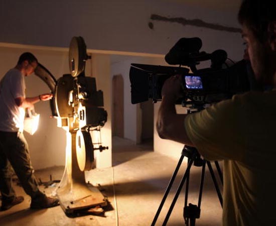 Programa oferece bolsas de p&oacute;s-gradua&ccedil;&atilde;o na &aacute;rea de Cinema