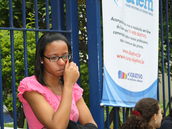 Enem 2012: Estudantes saem de casa até 2h30 antes da prova e não conseguem chegar a tempo
