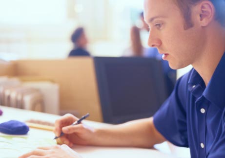 Sou bom em matemática e física. Escolho Engenharia ou Estatística?