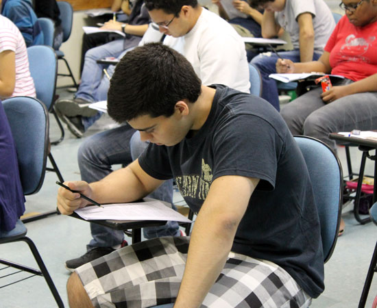 ESPM recebe inscri&ccedil;&otilde;es para vestibular 2013/2