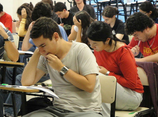 Unicap abre inscri&ccedil;&otilde;es para vestibular 2013/2