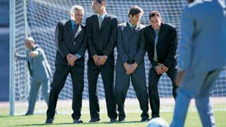 Guia do Estudante na Copa Administradores também fazem parte de equipes de futebol vencedoras