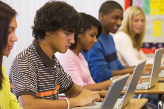 UFJF inscreve para especialização em Mídias da Educação