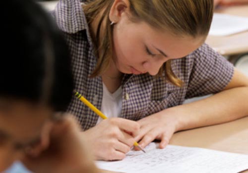 Cat&oacute;lica de Pernambuco e Instituto Federal Fluminense divulgam locais de prova