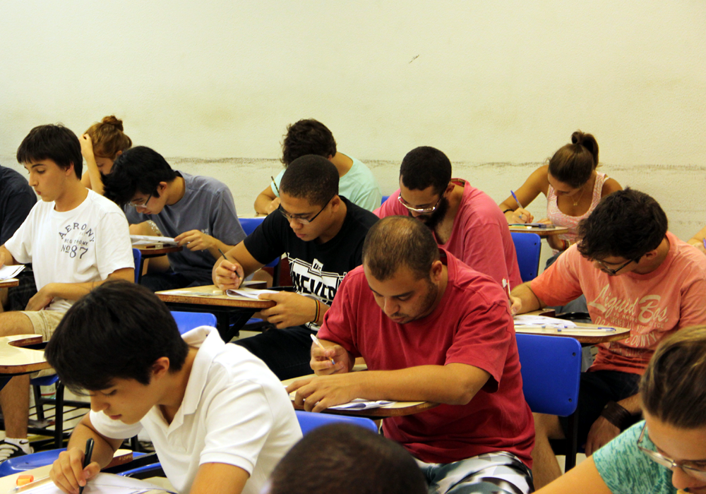 Gabaritos da 1ª fase do Vestibular 2014/2 da UFU já podem ser acessados