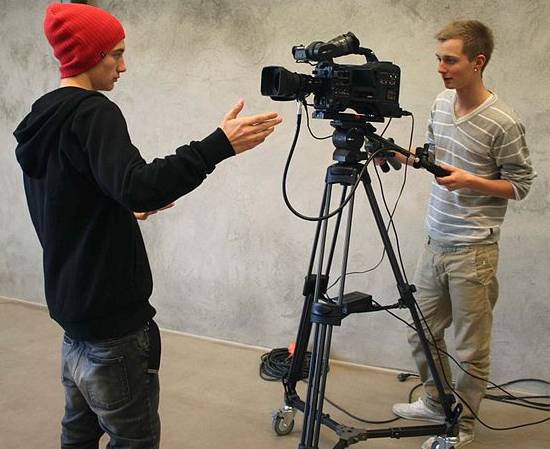 Quais são as possibilidades do mercado de trabalho para quem faz Rádio e TV?