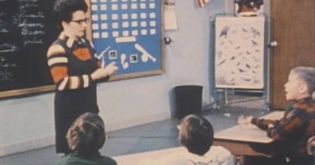 blue-eyed 11 séries e documentários para assistir nas férias