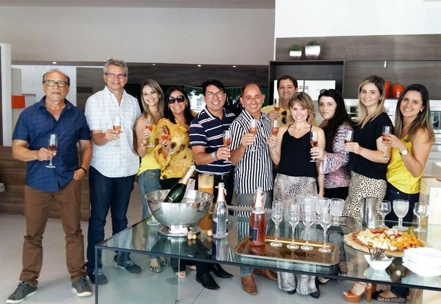 Brinde celebra a chegada da CASA COR na Paraíba