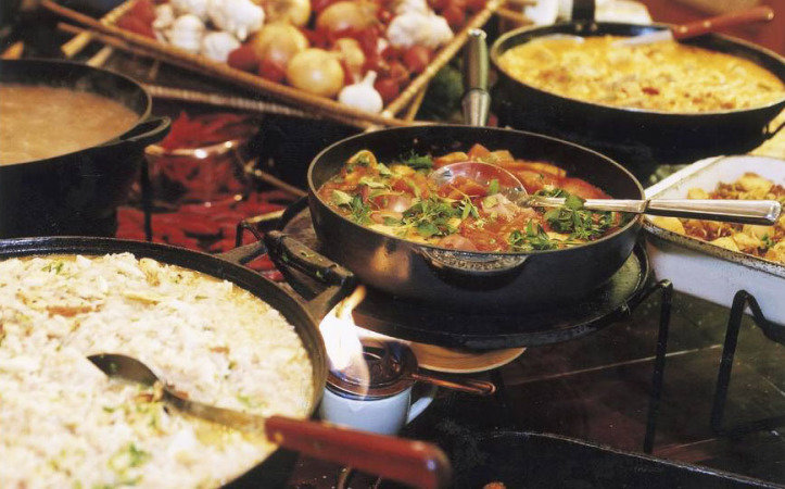 Restaurante da CASACOR SP convida visitante a uma refeição saudável!