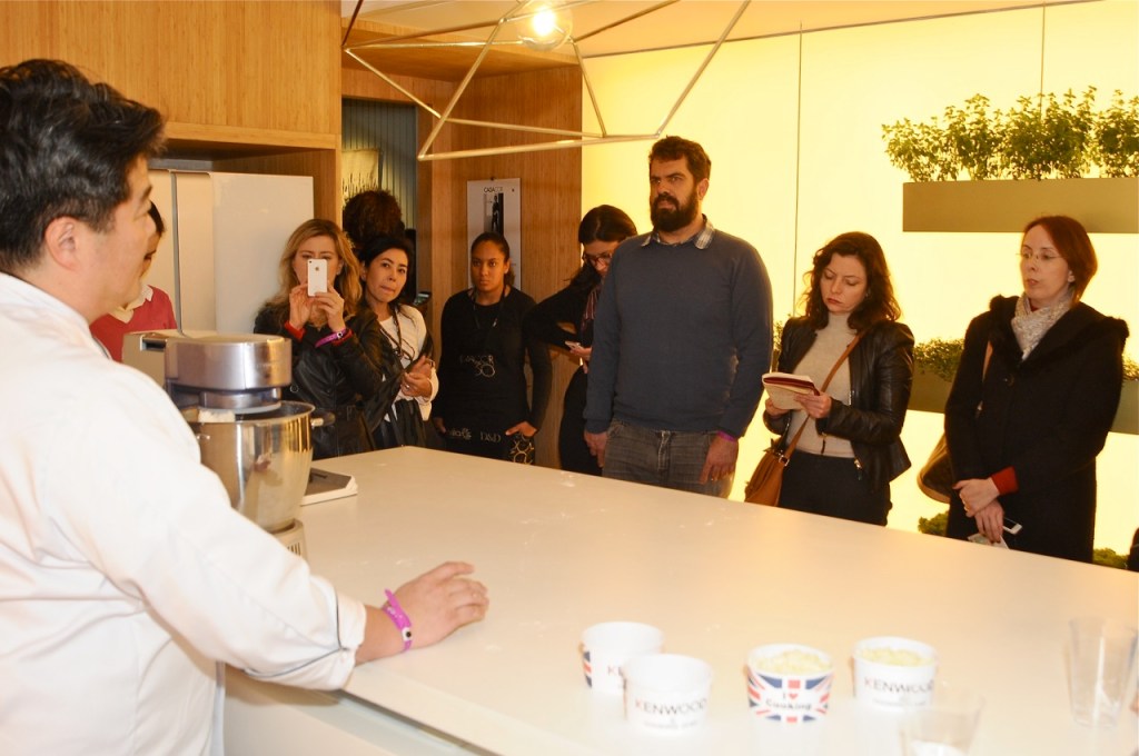 De’Longhi apresenta máquina que faz pão de queijo na CASACOR SP