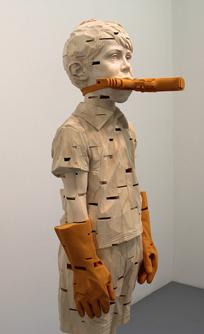 gehard-demetz-8-thumb-294x479-81231 Miami Art Week: As curiosas crianças de Gehard Demetz