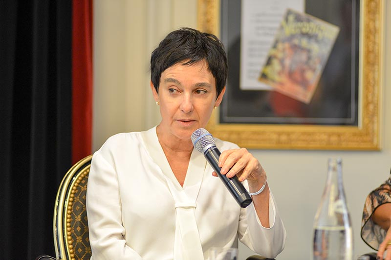 Livia Pedreira debate tendências para o design mundial em Paris