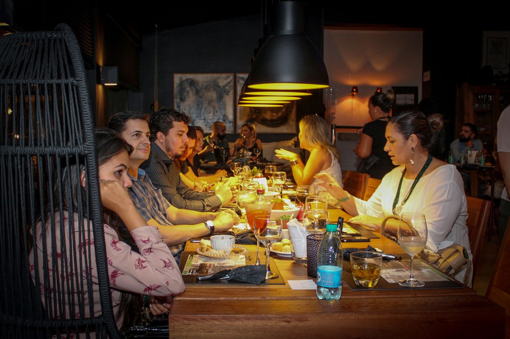 Noite de lançamento e gastronomia na CASACOR Goiás