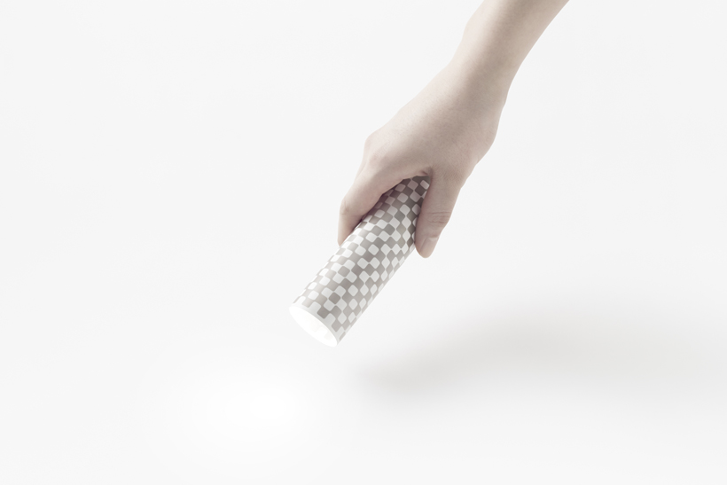 Nendo cria luminária totalmente customizável