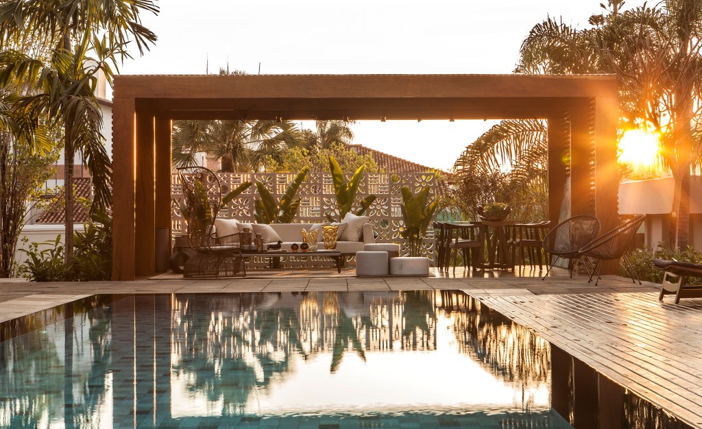 CASACOR Franca 2017 apresenta a Piscina Itinerante
