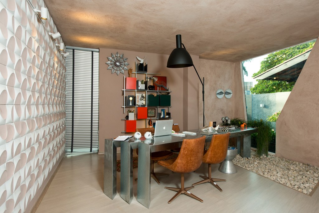 Home Office XXI, um local de trabalho descontraído na CASACOR CE