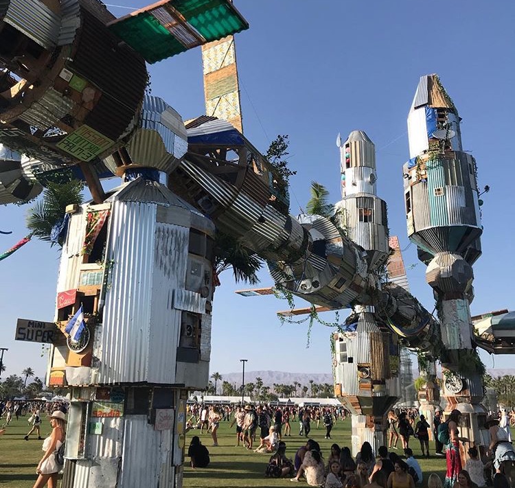 Palm-station-coachella Instalações de arte se fundem à experiência musical do Coachella 2018