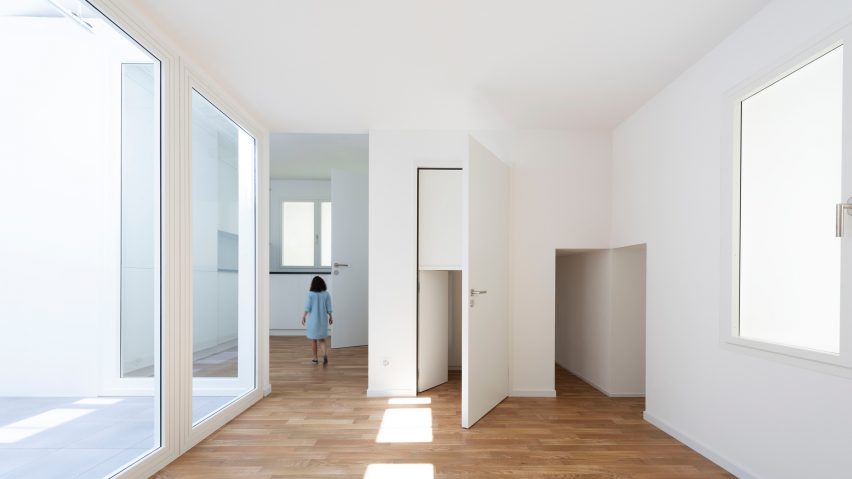 swiss-pavilion-venice-architecture-biennale-dezeen-2364-hero-852×479 Confira os highlights da 16ª Bienal de Arquitetura de Veneza