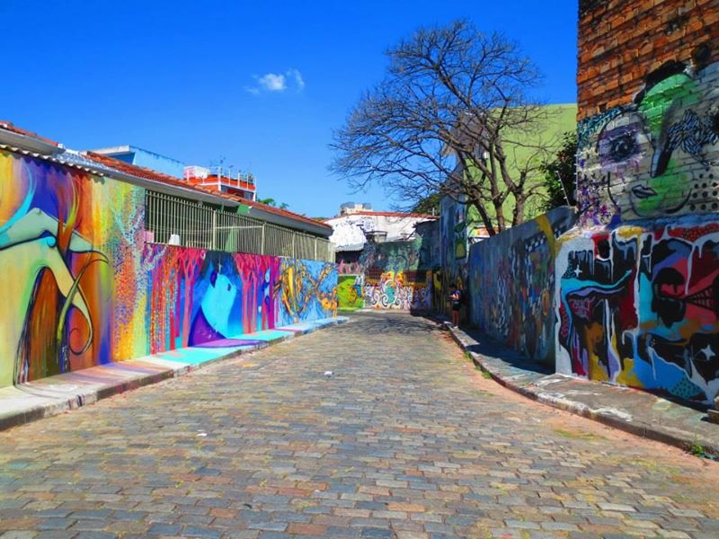 beco-batman Airbnb oferece Experiências em SP para aproveitar o melhor da cidade!
