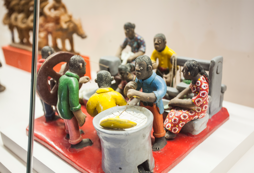 Artistas povoam exposição do Sesc Santo André com arte popular