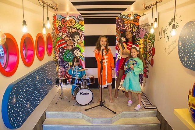 4-ccba18-yellow-submarine Contêiner vira Yellow Submarine, dos Beatles, na CASACOR Bahia 2018