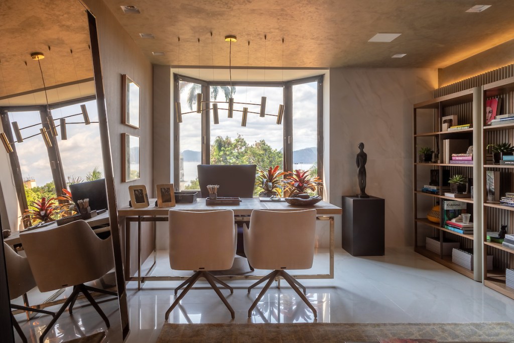 ALINE CELLIS_BETHANIA DELIA-001 Decoração metalizada é tendência na CASACOR RJ 2018