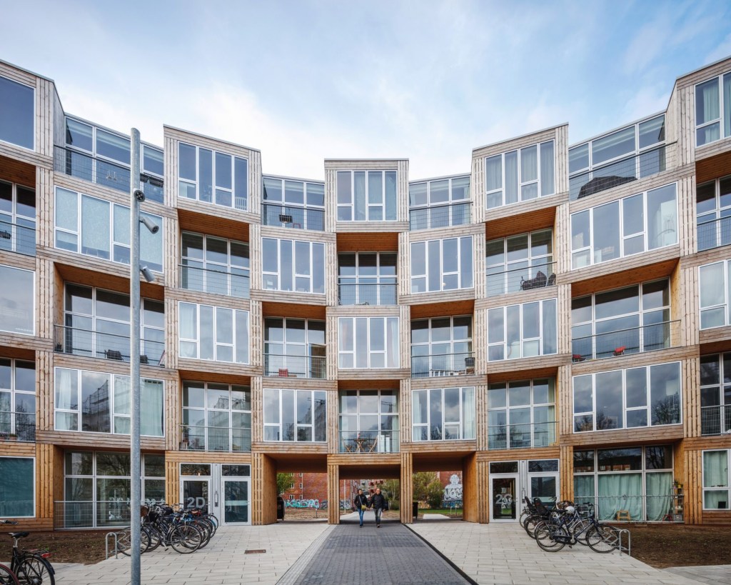 big-dortheavej-residence-affordable-housing-copenhagen_dezeen_2364_col_16-1704×1363 BIG assina conjunto de habitação popular na Dinamarca