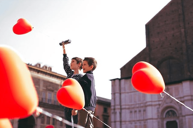 Captura de Tela 2018-10-17 às 16.09.25 Piazza Duomo é palco de evento de conscientização sobre a fome