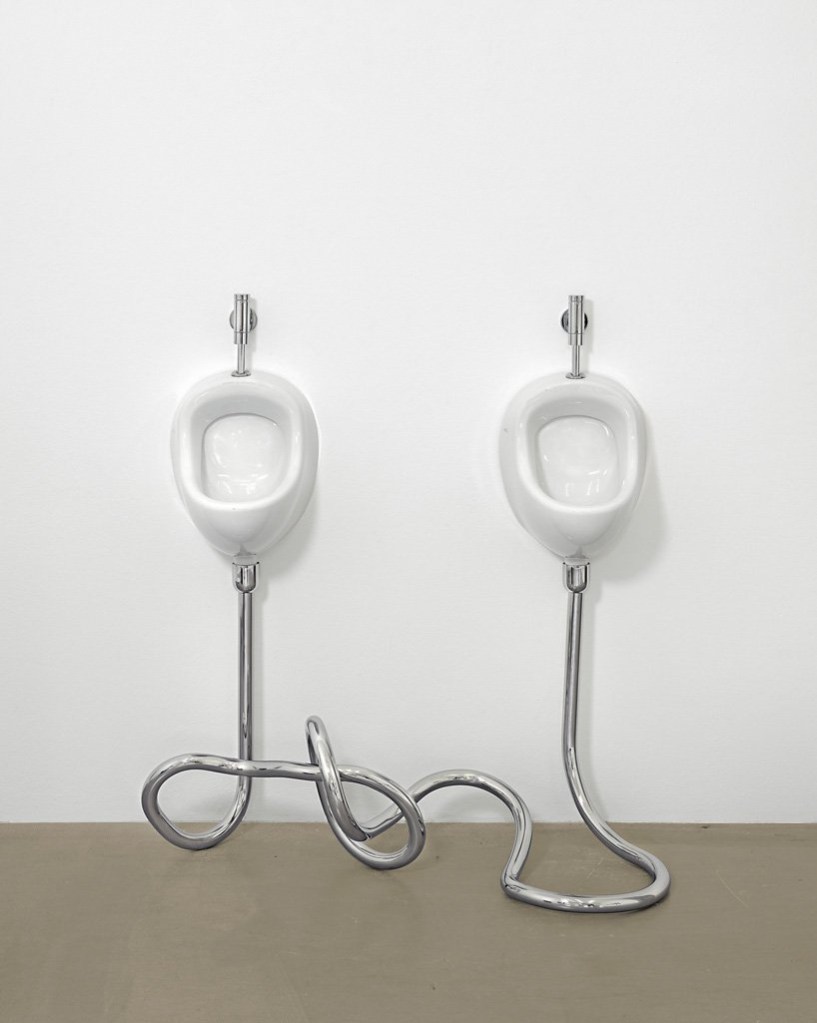whitechapel-gallery-elmgreen-dragset-pool-designboom-12 Galeria Whitechapel vira piscina abandonada nas mãos de Elmgreen & Dragset