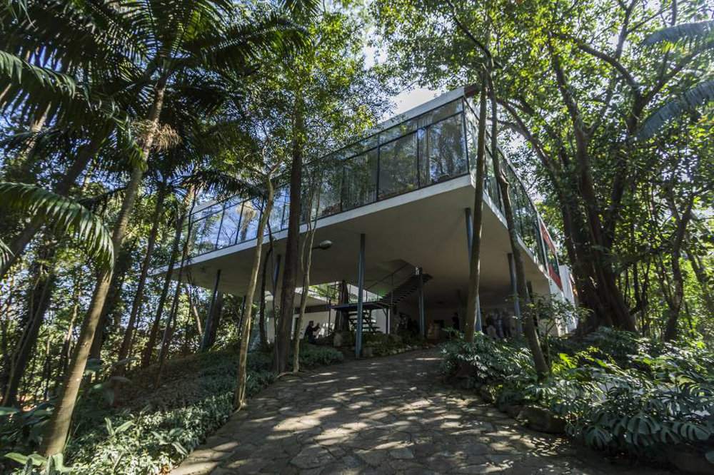 13 Casa de Vidro promove exposição em homenagem aos 50 anos do MASP