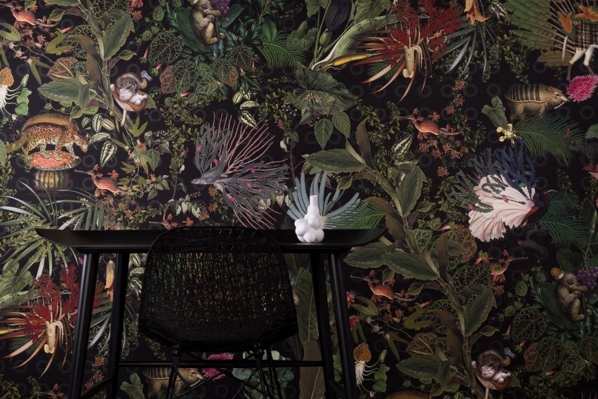 moooi-extinct-animals-milan-design-week-collection_dezeen_2364_hero-852×568 A Moooi celebra a diversidade da natureza em nova coleção de tecidos