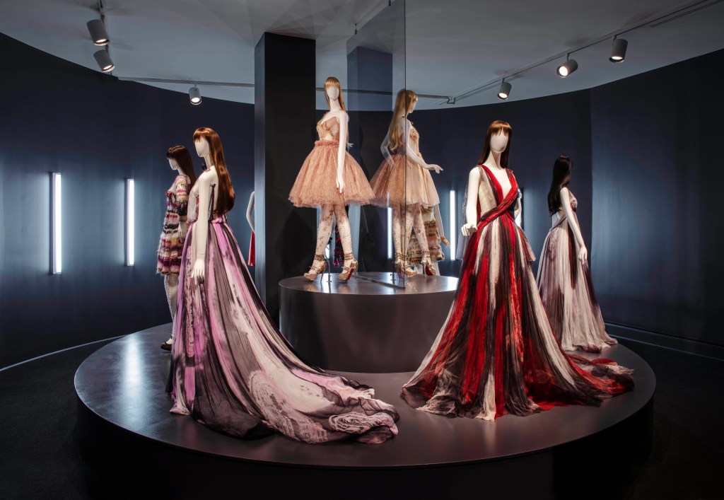 rodarte foto 5 Rodarte: a 1ª exposição de moda do National Museum of Women in the Arts
