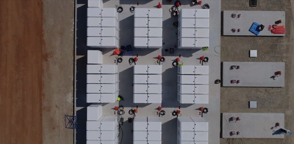 bateria-tesla-australia3 Super bateria na Australia promove ganhos econômicos e sustentáveis