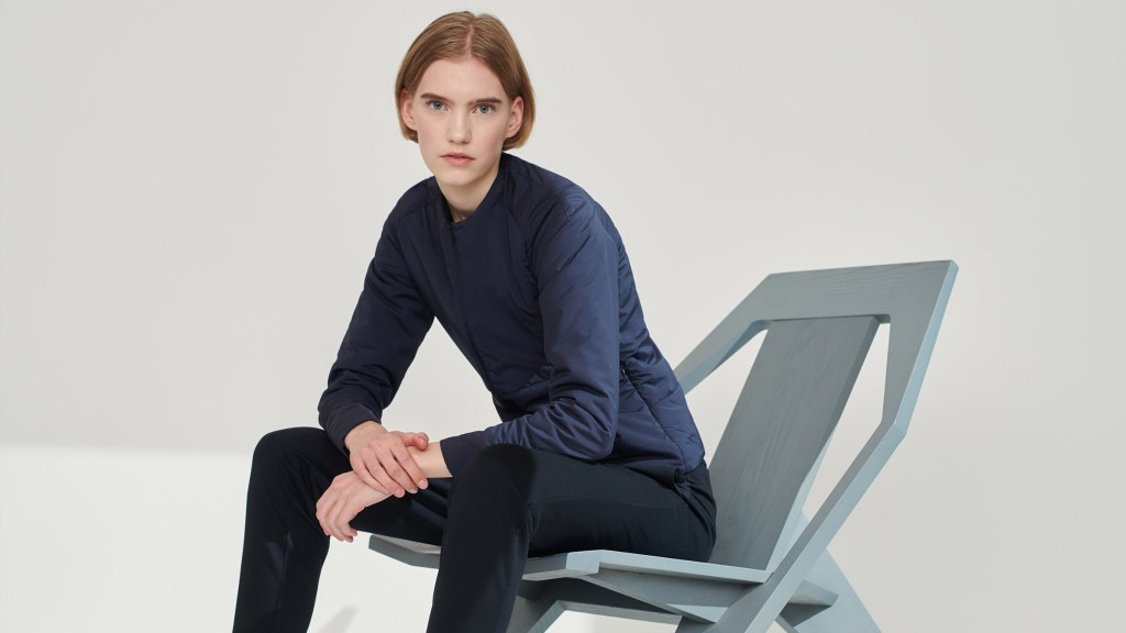 konstantin-grcic-aeance-clothing-sustainable-design_dezeen_hero Aeance convida Konstantin Grcic para criar coleção de roupa sustentável