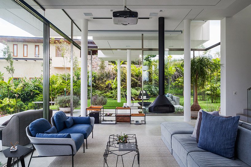 FGMF-arquitetos-neblina-house-sao-paulo-designboom-005 Casa neblina, do FGMF Arquitetos, apresenta volumes suspensos assimétricos