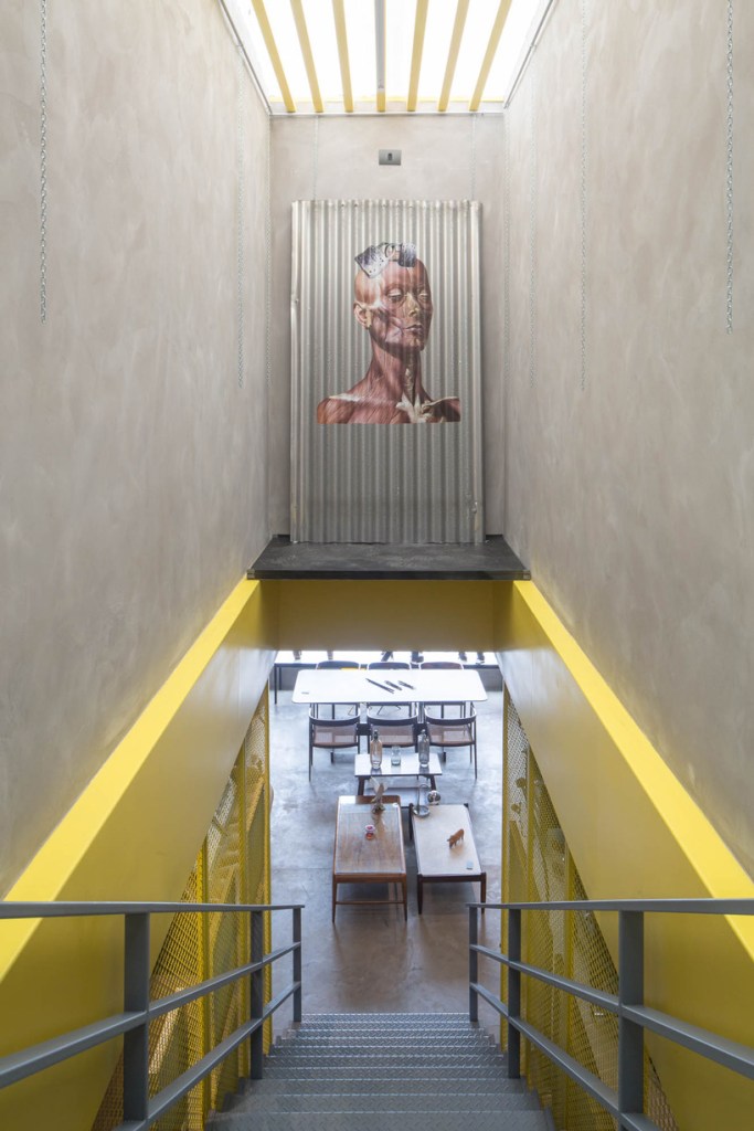 galeria-almeida-prado-debaixo-do-bloco-arquitetura-designboom-14 O escritório Debaixo do Bloco assina a nova Galeria Almeida Prado