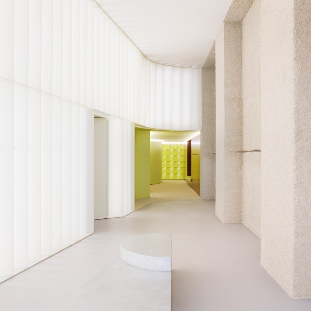 interiors-stockholm-design-week-2019-dezeen-roundups-sq-3 10 hotéis, restaurantes e outros locais para visitar em Estocolmo