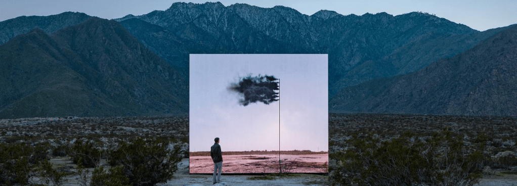 western flag O Coachella Valley, na Califórnia, recebe a 2ª edição da desert X